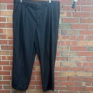 G.H. Bass & Co. Men’s Black Dress Pants – Size 40x29